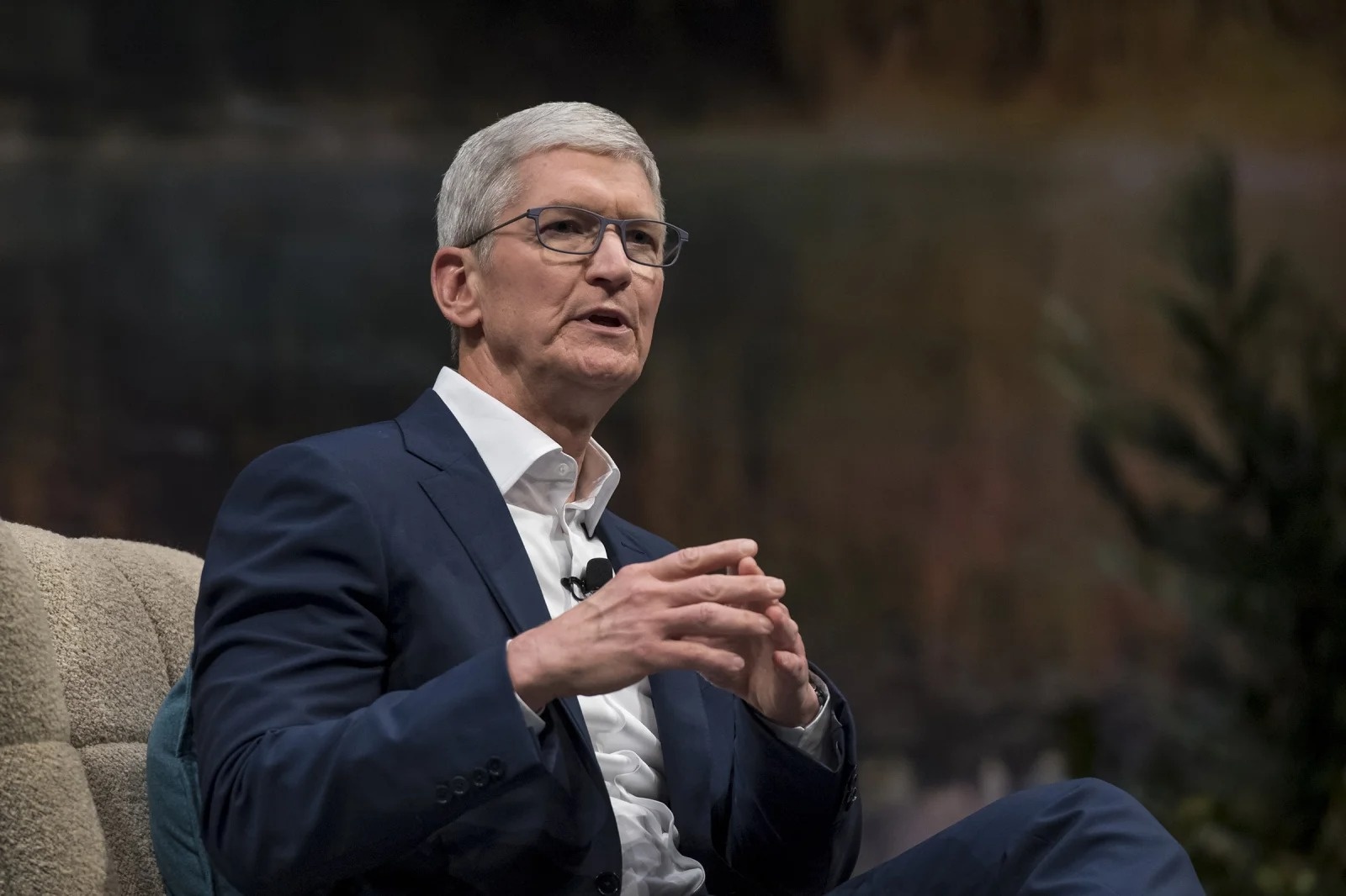 Tim Cook lo so ve quyen rieng tu anh 1