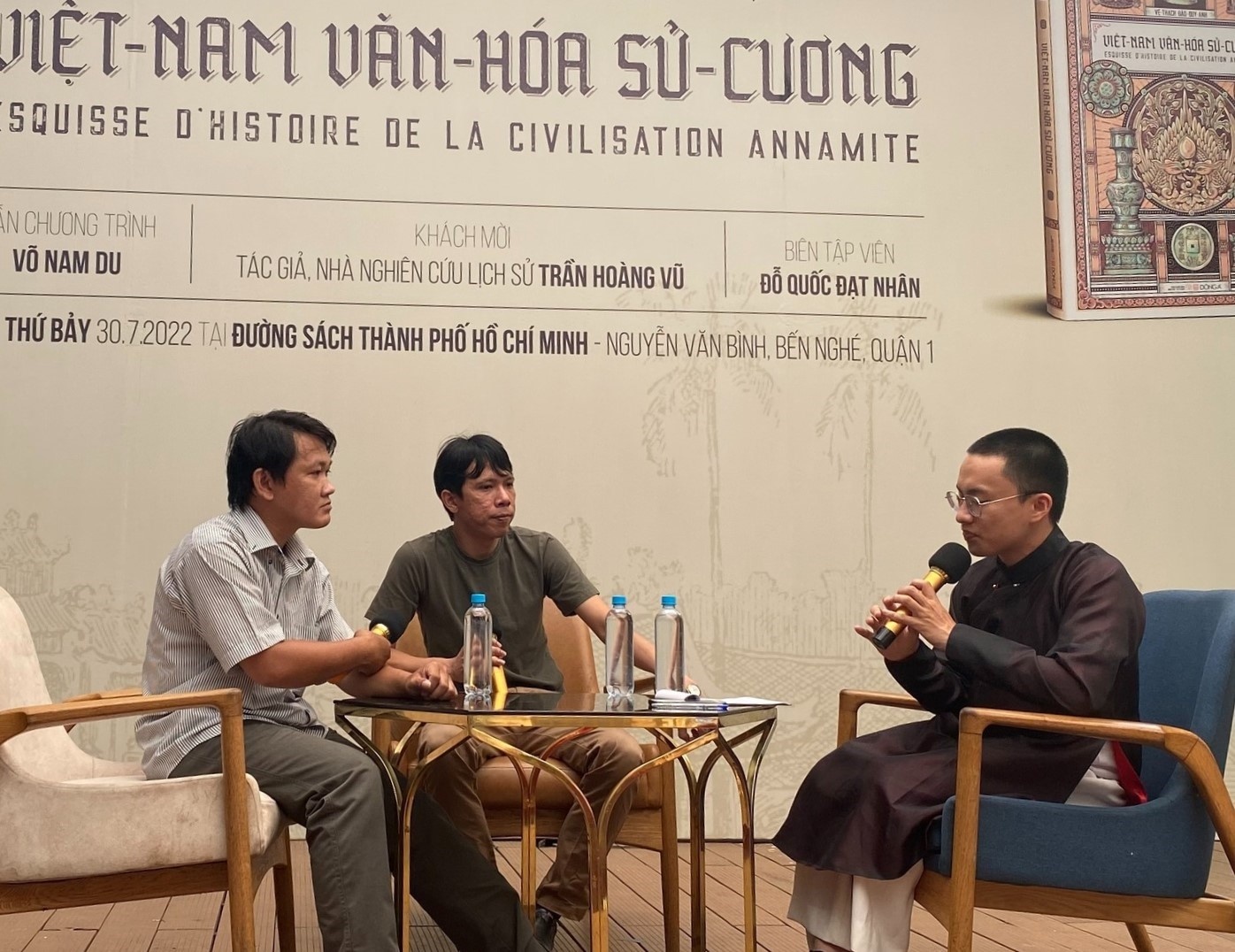 Tai ban sach su anh 2