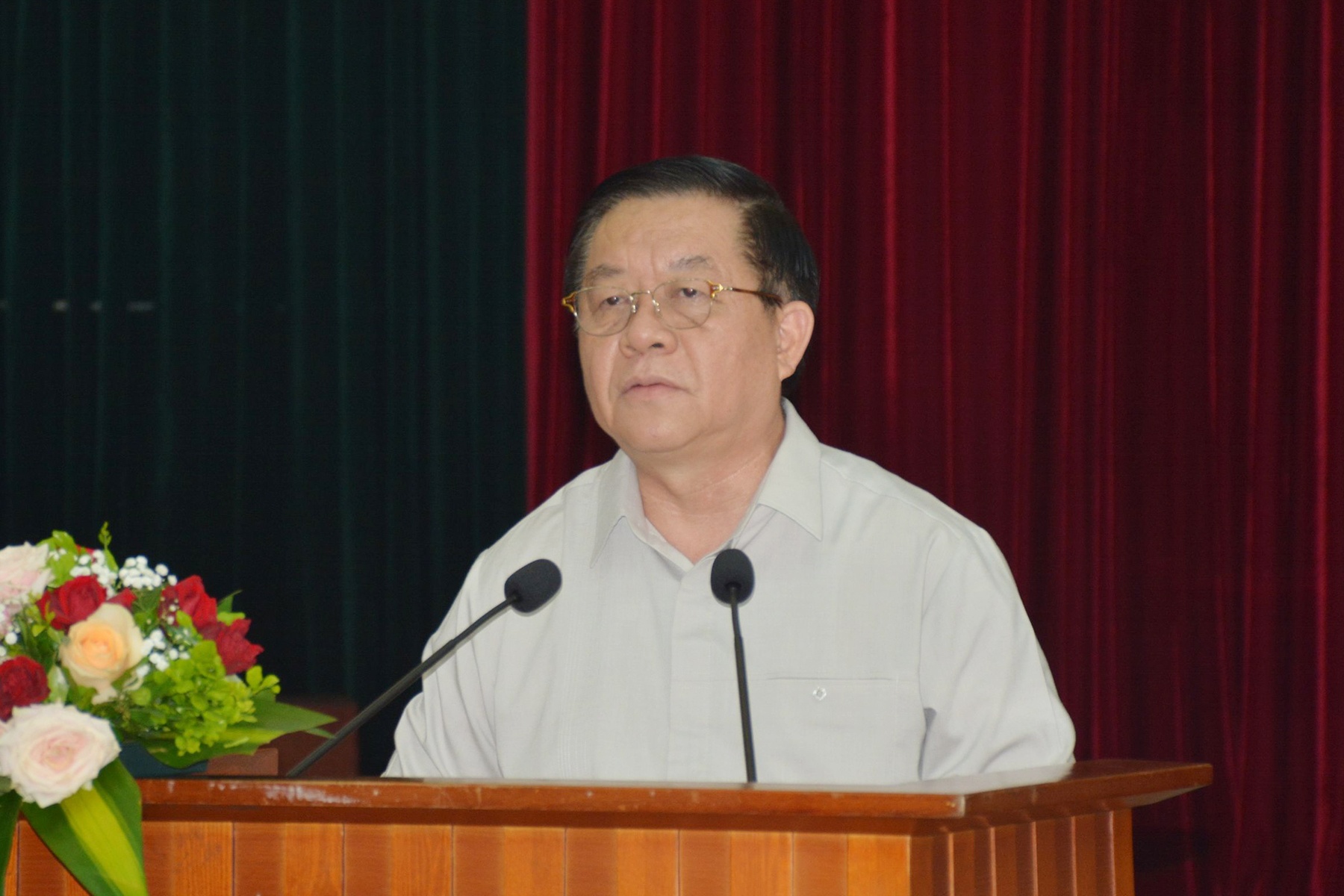 Giao ban bao chi,  xuat ban anh 1