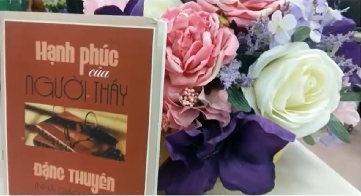 Hanh phuc cua mot nguoi thay hinh anh