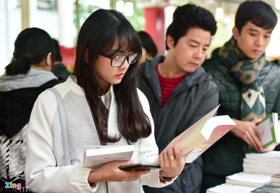 Phan biet sach gia anh 2