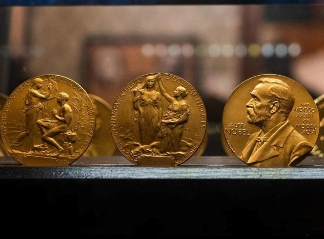 Nobel Van hoc duoc chon lua ky cang hay chi la quay so trung thuong hinh anh
