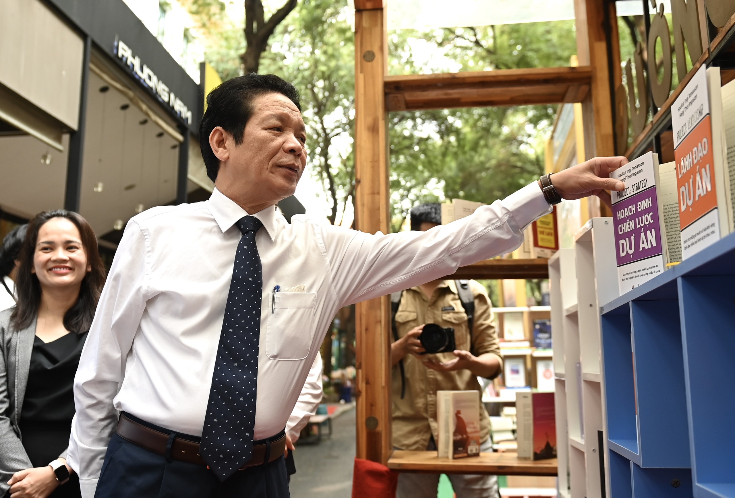 Giai Sach quoc gia tao tien de phat trien van hoa doc hinh anh