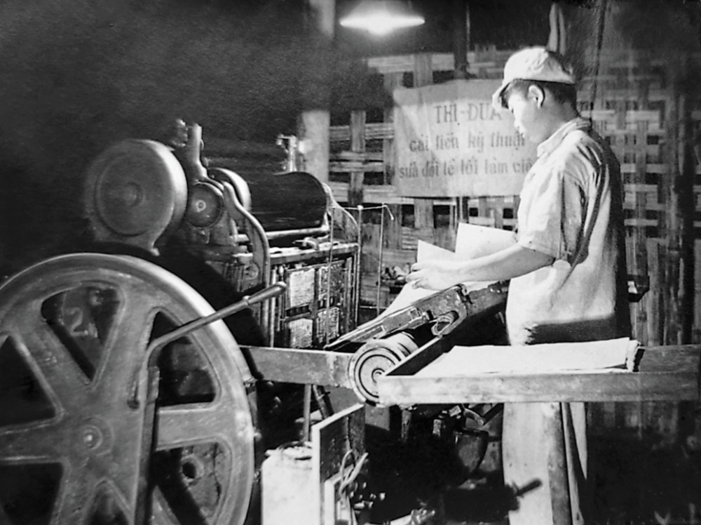 hinh anh lich su anh 4