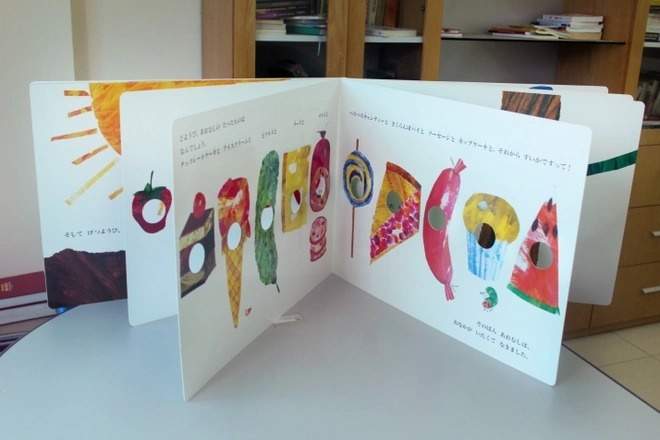 Cuon sach doc dao cho thieu nhi hinh anh