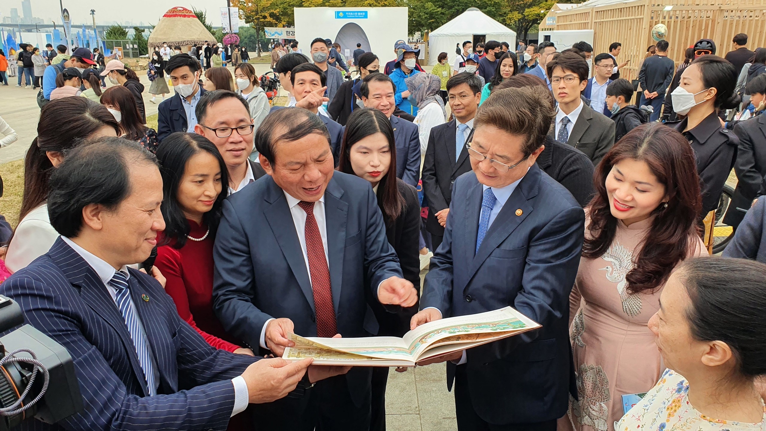 Sach Viet Nam duoc chu y tai Han Quoc hinh anh