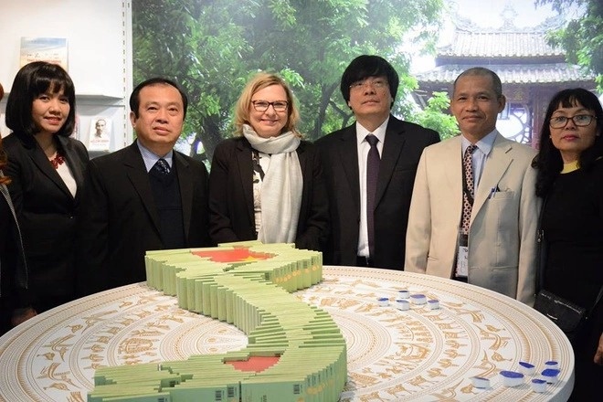 hoi sach Frankfurt anh 2