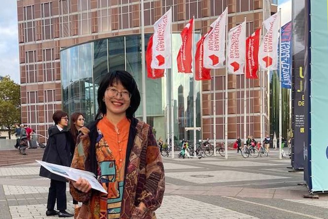 hoi sach Frankfurt anh 3