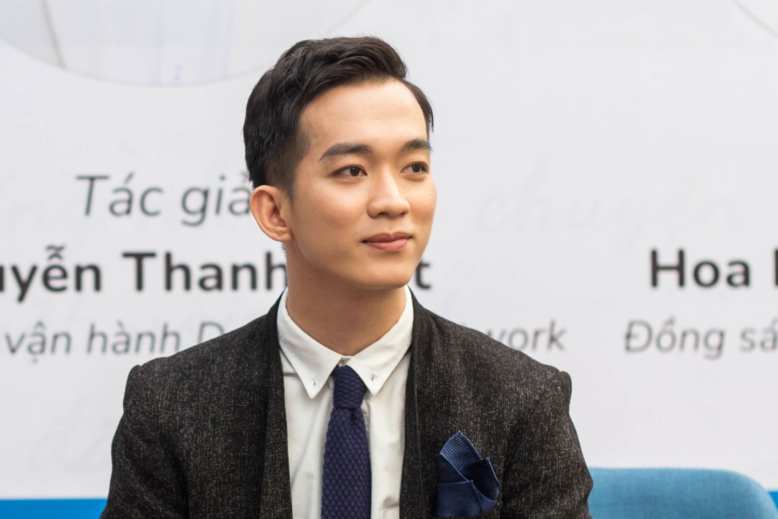 Ap luc cong viec cua nguoi tre hinh anh