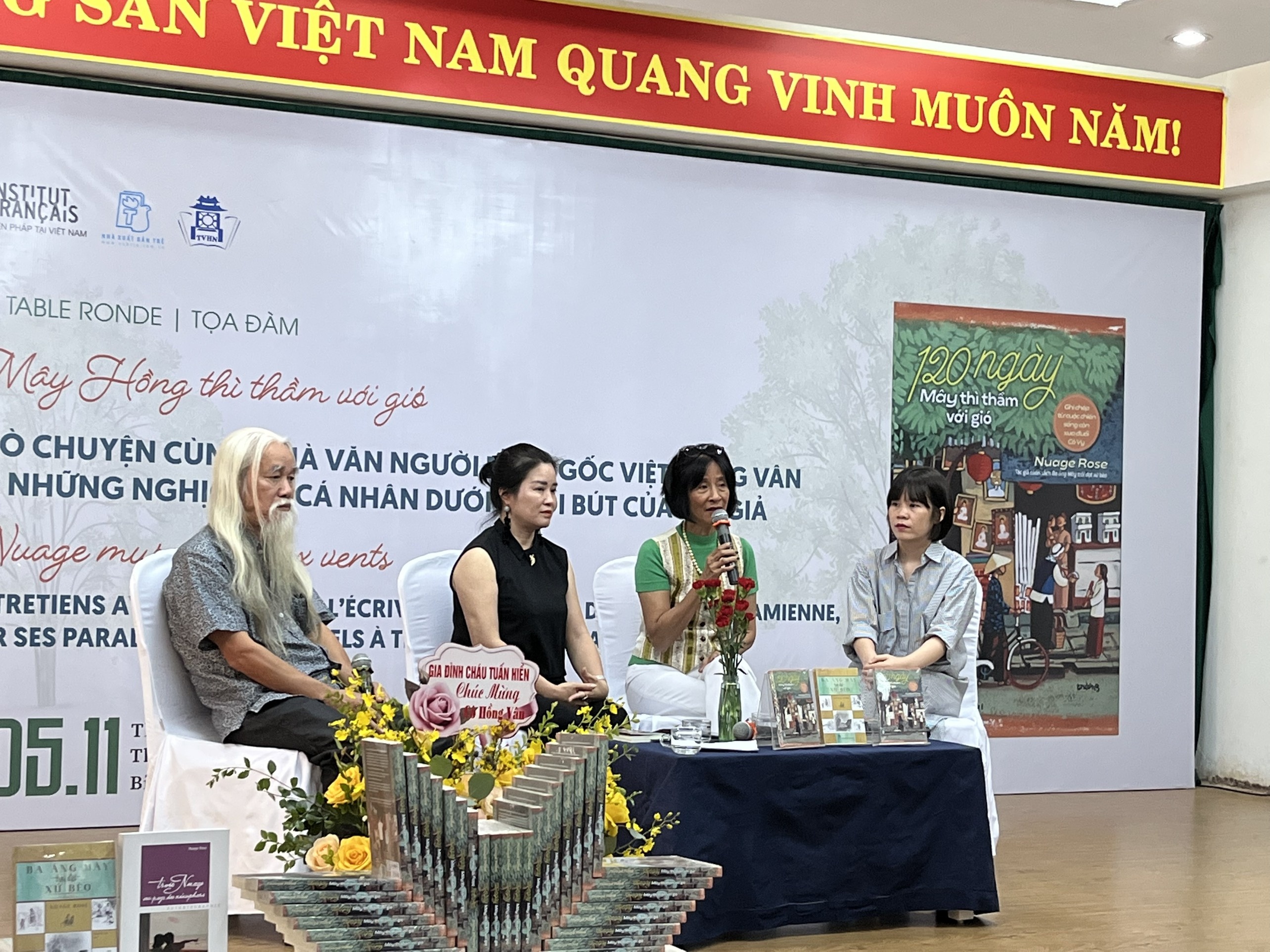 ban luan van hoc anh 1