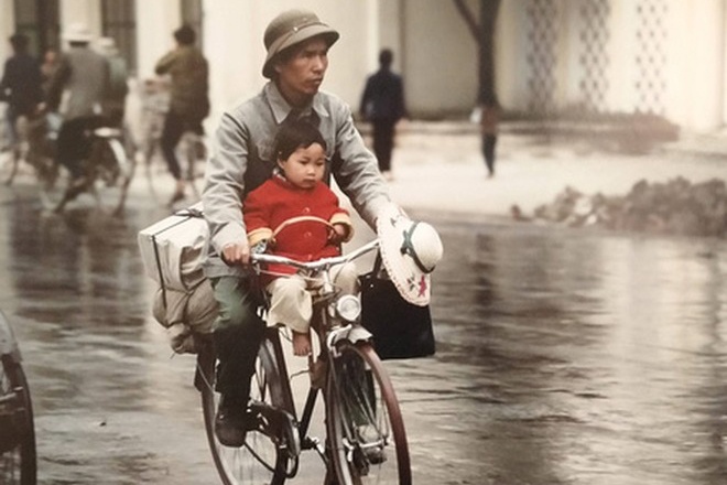Ky uc van hoa trong chiec xe dap hinh anh