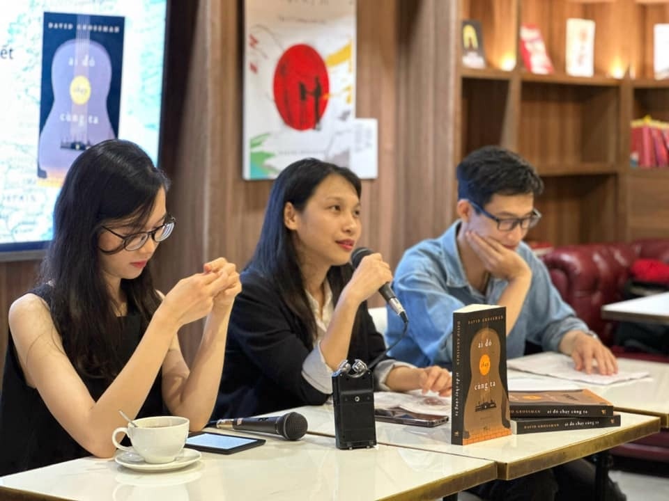 tieu thuyet Israel anh 1