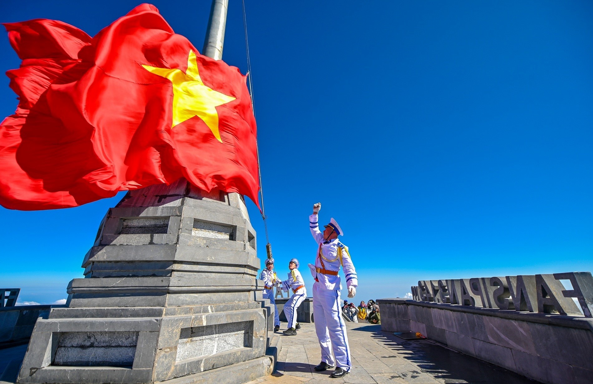 Van de ly luan co ban ve nha nuoc phap quyen hinh anh