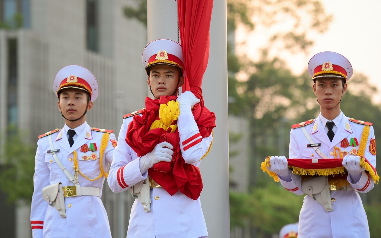Doi moi phuong thuc lanh dao hinh anh