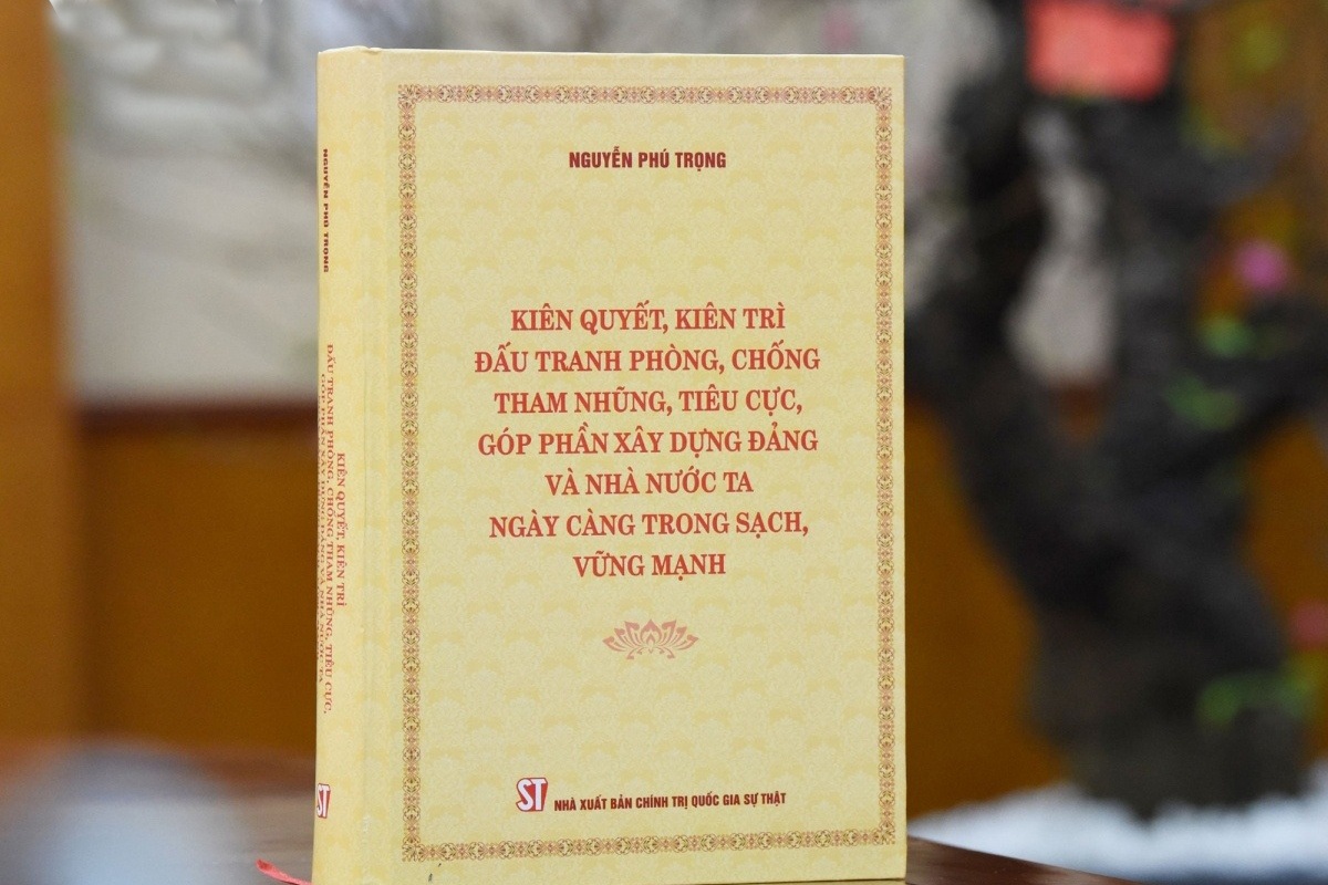 Sach ve chong tham nhung cua Tong bi thu Nguyen Phu Trong hinh anh