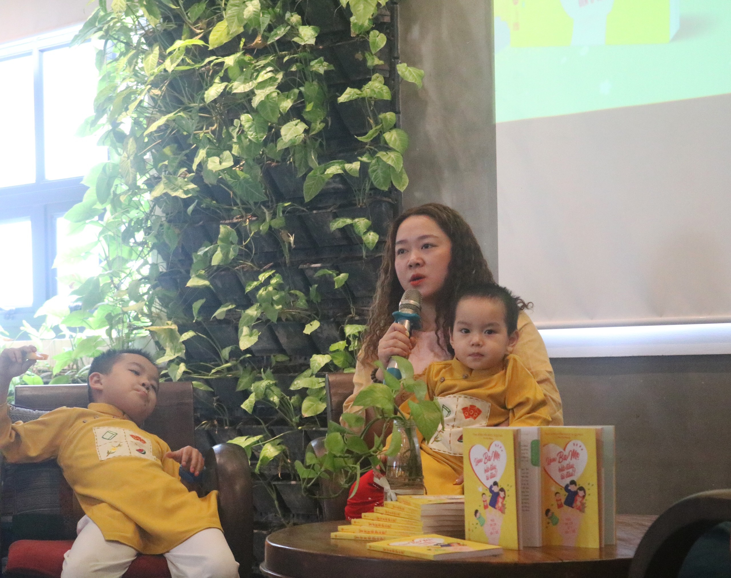 sach nuoi day con anh 1