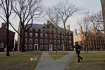 Tu luu ban, doi so den canh cua Harvard hinh anh