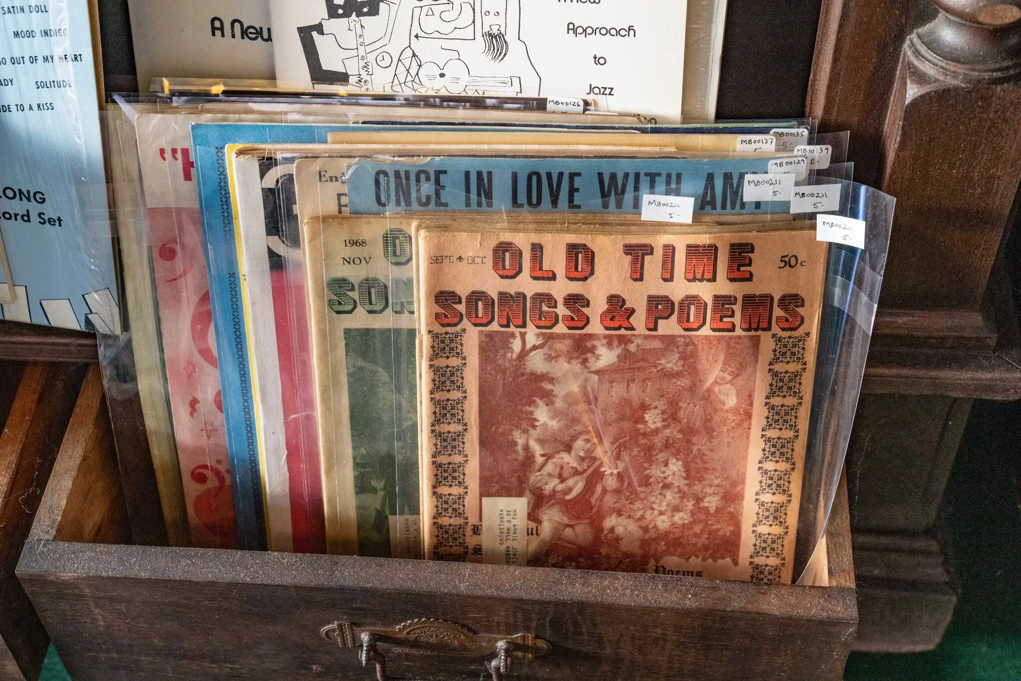 lang sach o New York anh 4