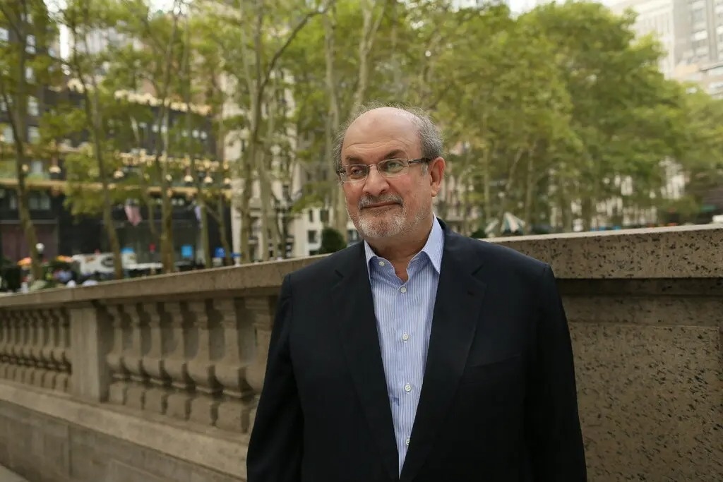 Salman Rushdie ra tieu thuyet moi, cho thay suc manh ngon tu hinh anh