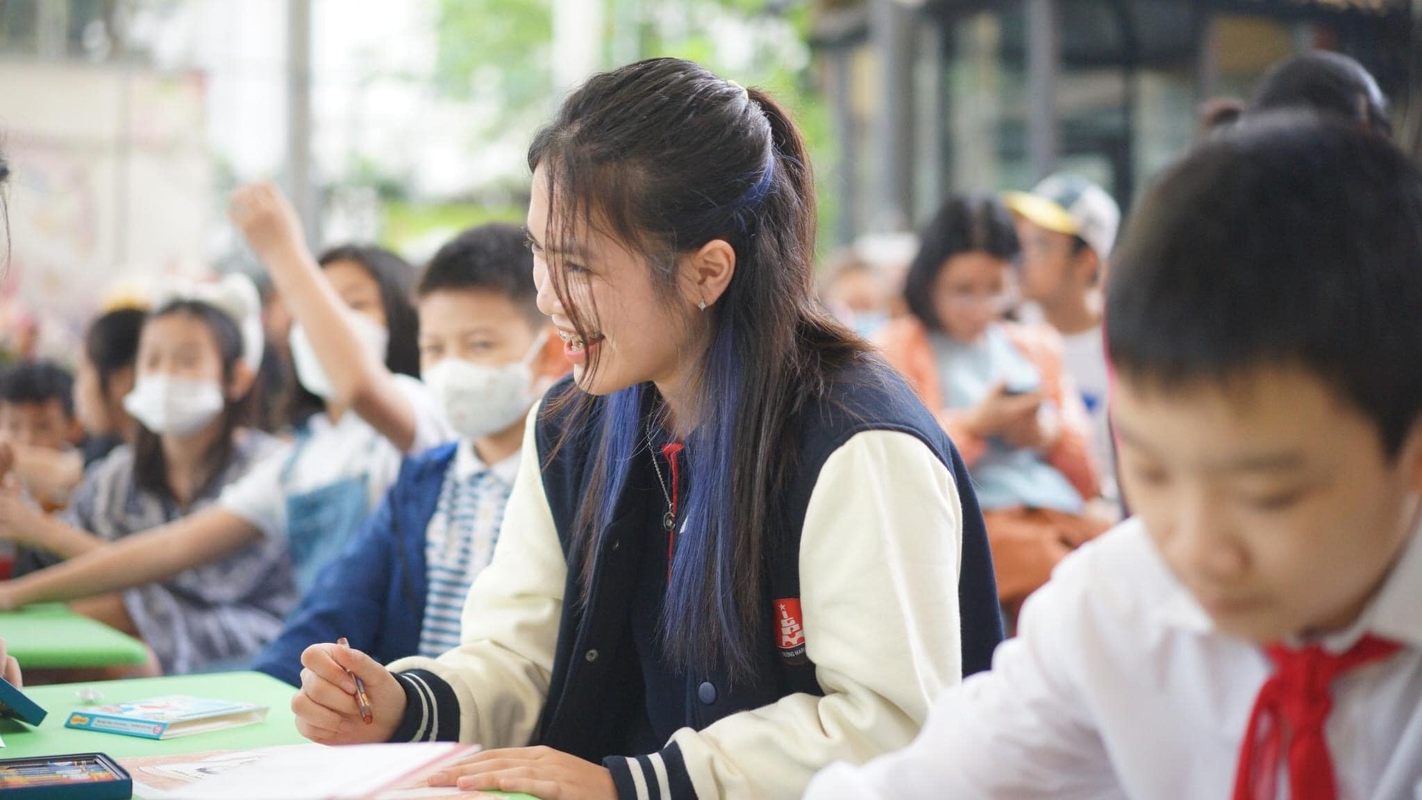 Nhung san choi thu vi lan toa van hoa doc hinh anh