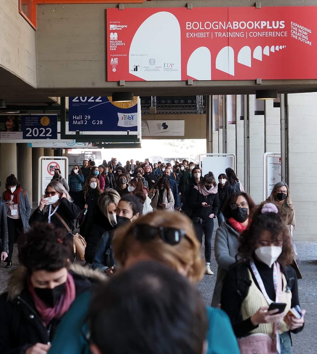 hoi sach thieu nhi bologna anh 1