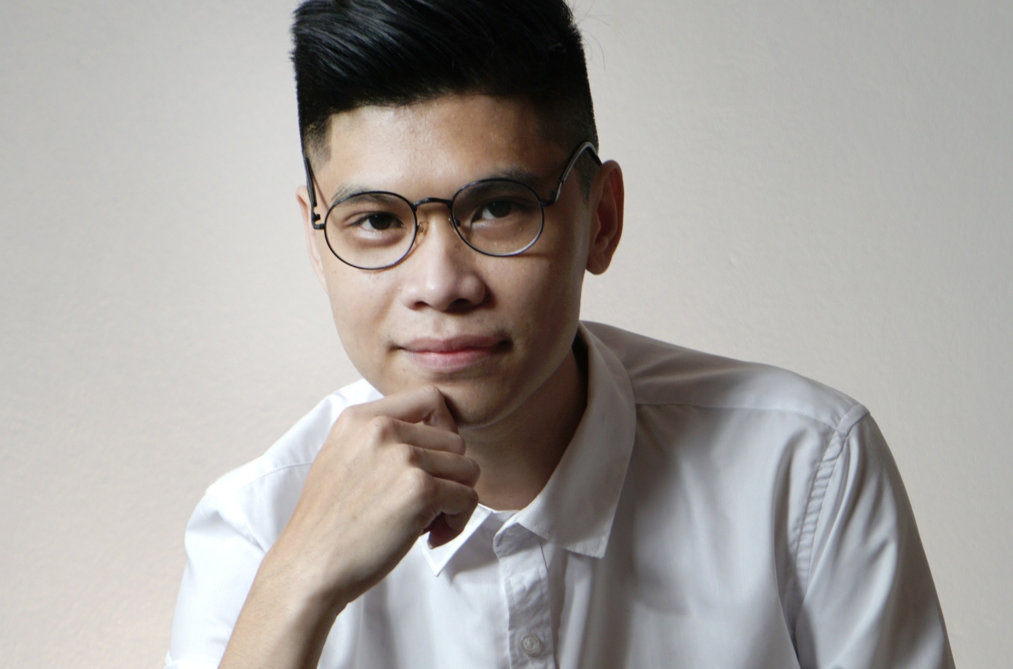 Lop nha van tre loay hoay lam chu ngon ngu me de hinh anh