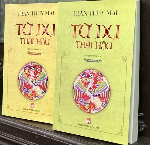 Chuyen doi nhan xu the trong hau cung nha Nguyen hinh anh