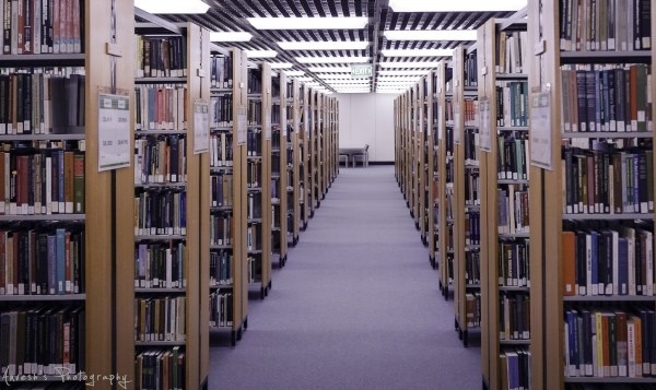 Tham phan yeu cau Thu vien Texas ngung cam sach hinh anh