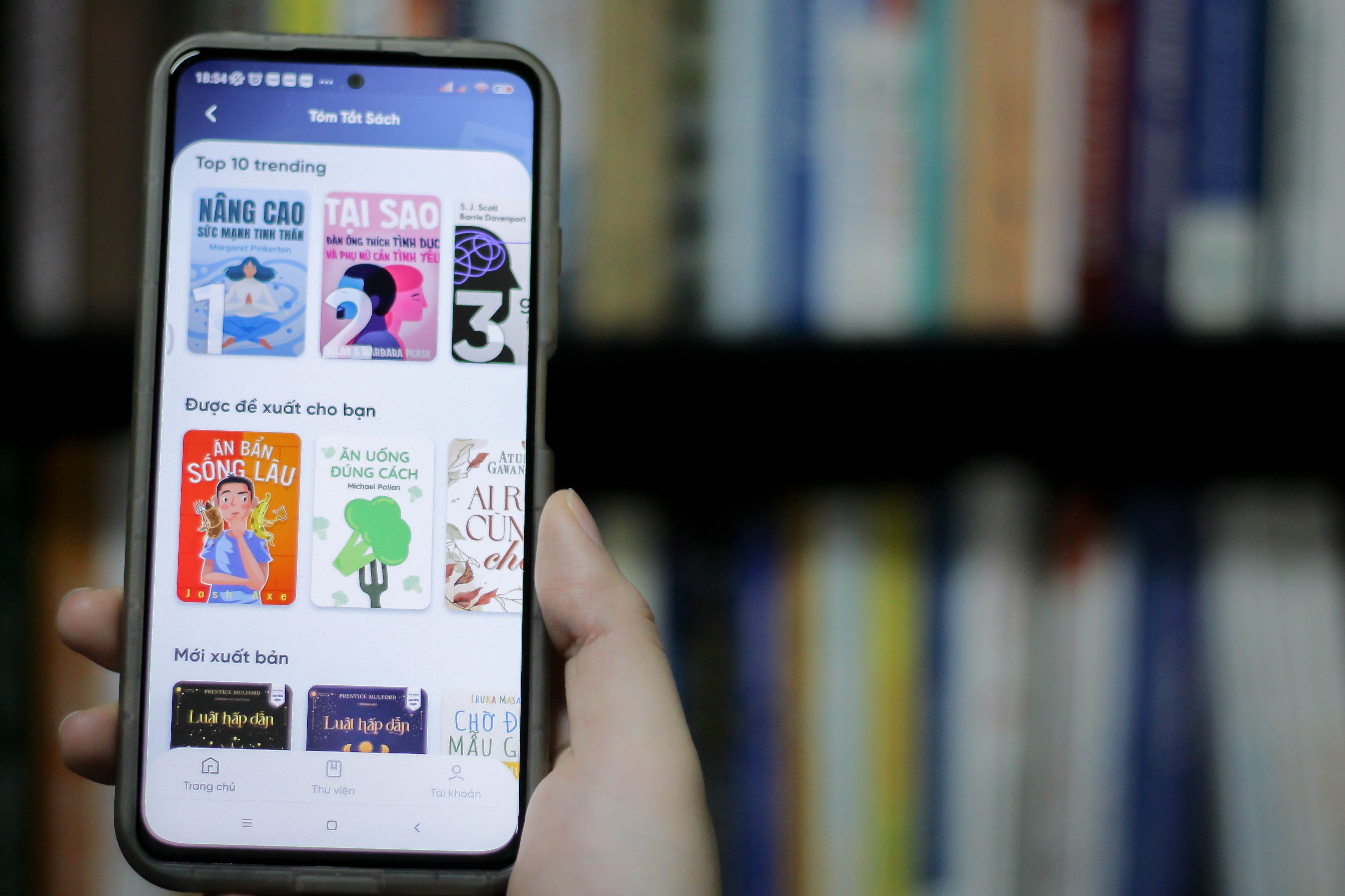 Con duong phat trien cua sach tinh gon khong the thieu cong nghe hinh anh