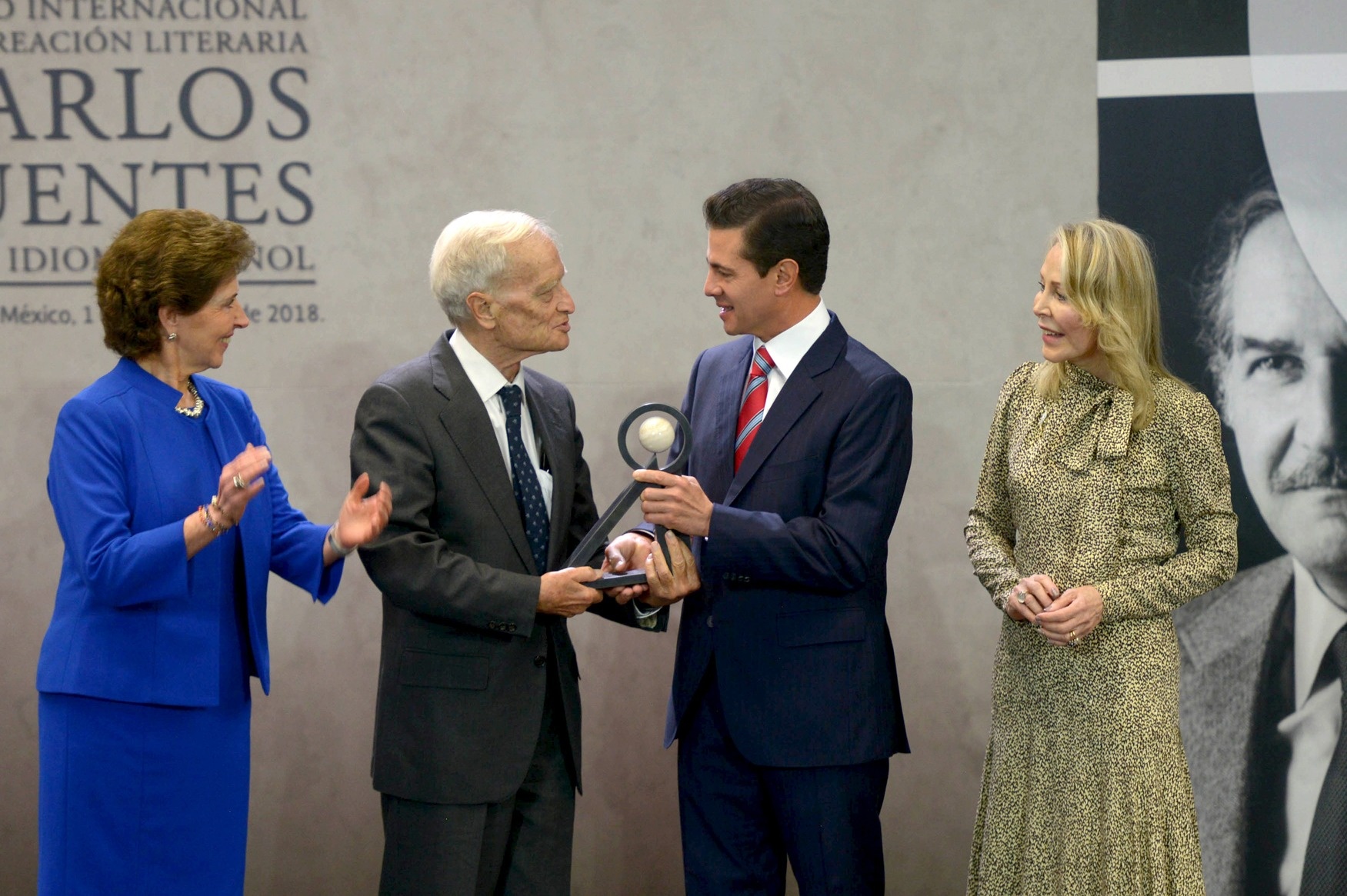 gia tri giai thuong anh 3