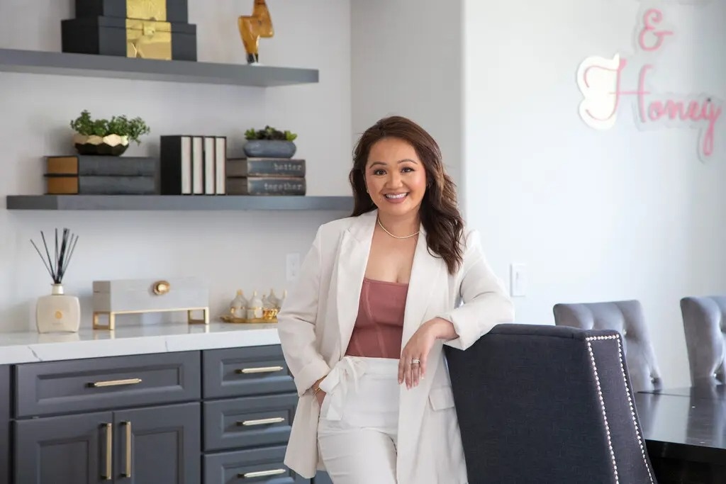 sach dung de trang tri anh 2