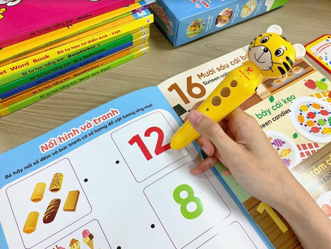 Xu huong cong nghe ho tro tre doc sach hinh anh