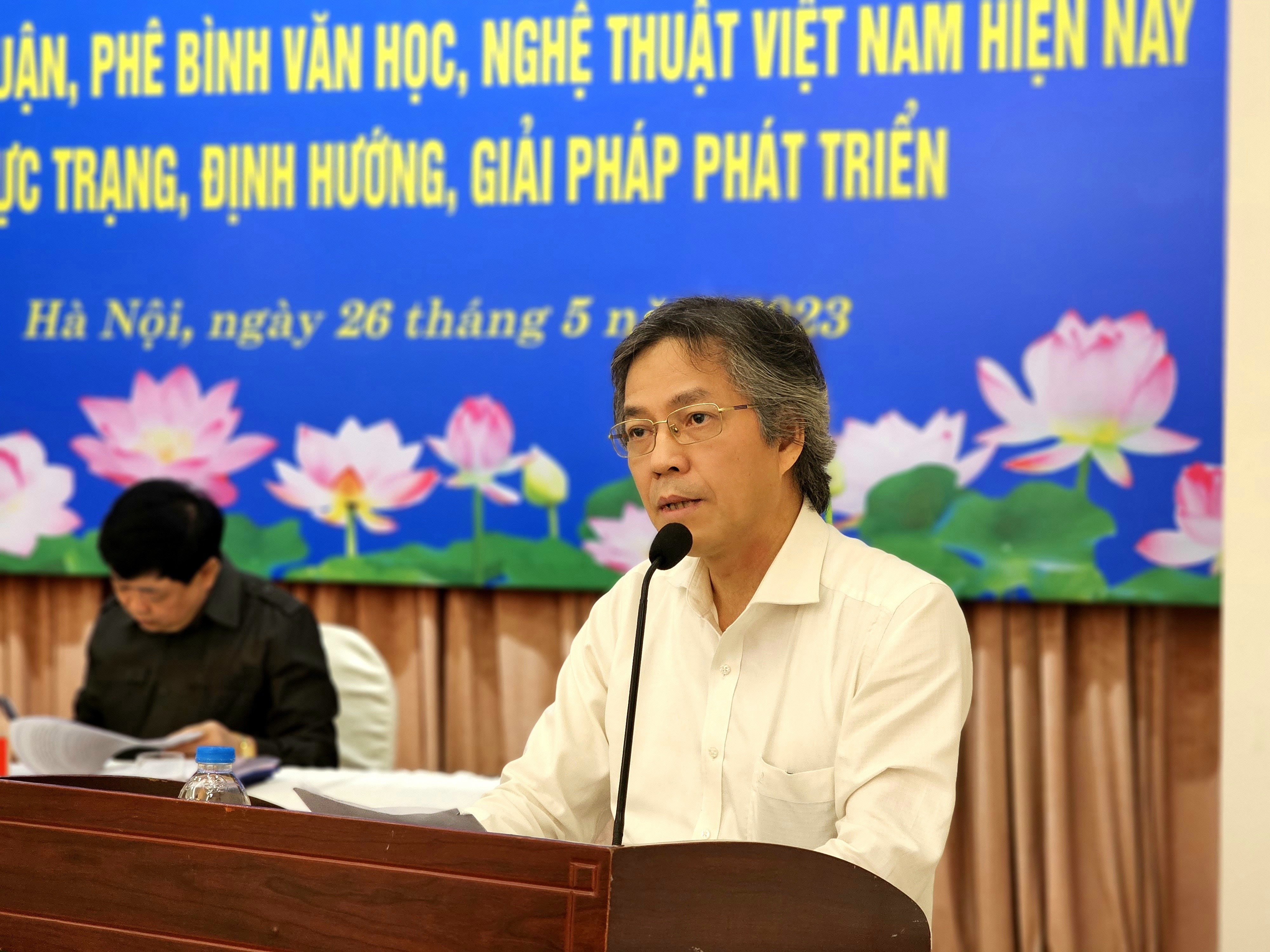 Phe binh van hoc anh 2