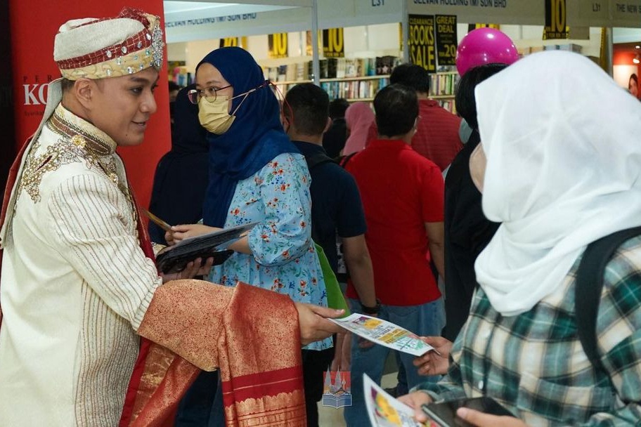 Xuat ban ASEAN anh 1