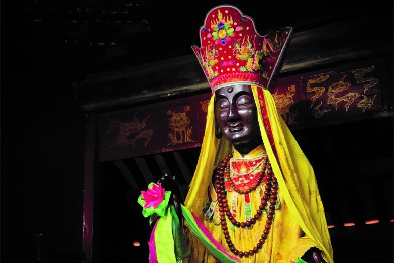 1.000 nam lich su nghe thuat Viet Nam trong mat Kerry Nguyen Long hinh anh