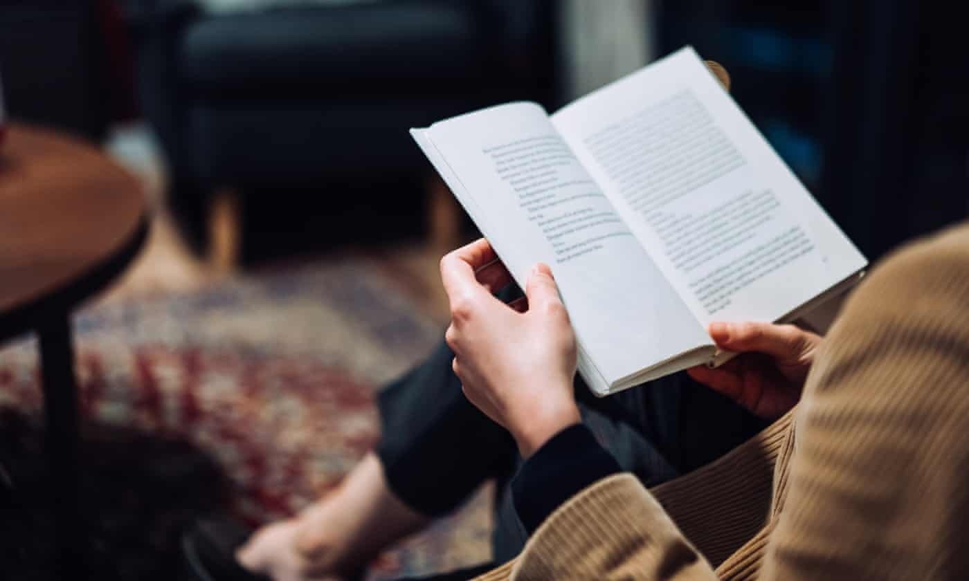 Sach duoc coi la phuong thuoc cho nhung ngay toi te hinh anh