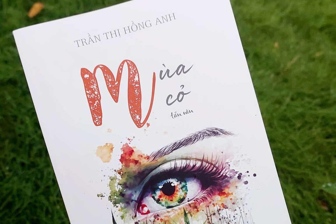 Khuc hat du ca giua canh dong xanh ngat hinh anh