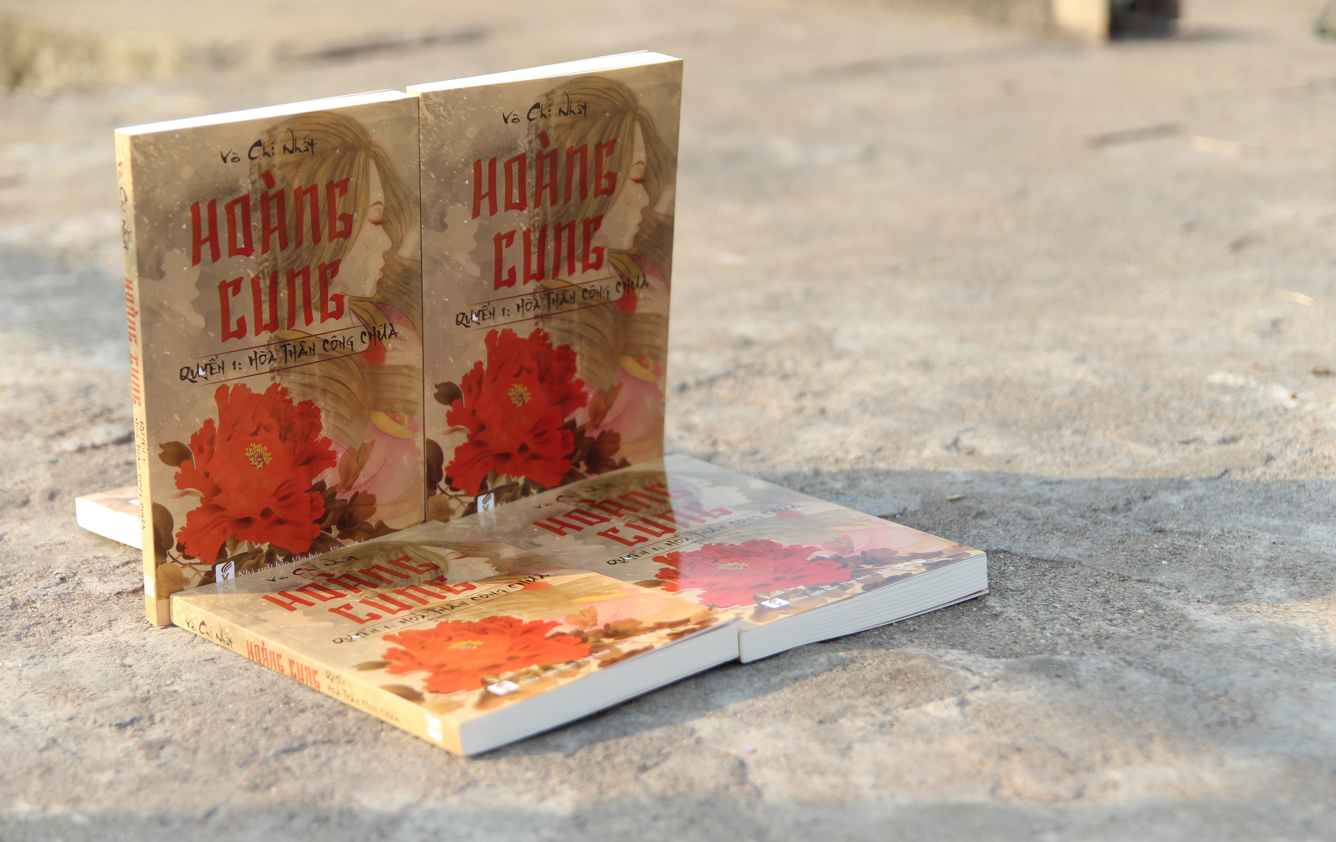 Bi kich tinh yeu noi hoang cung hinh anh