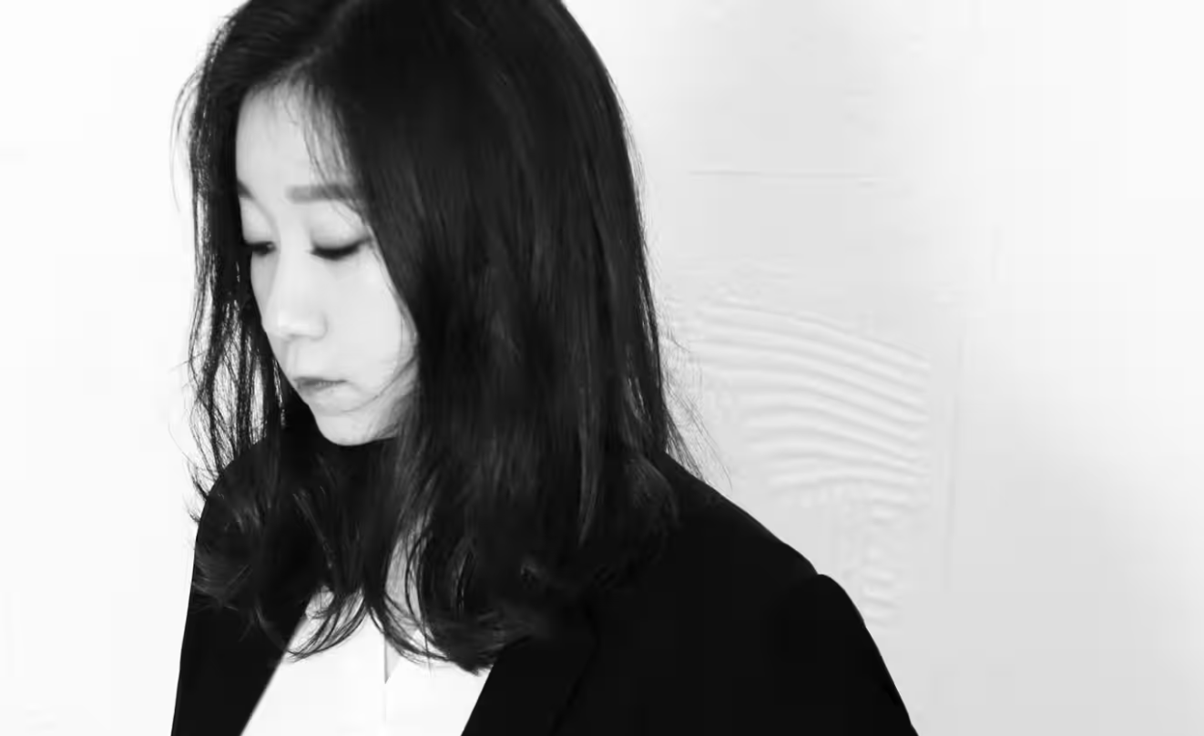 Doanh so ban tieu thuyet kinh di bung no hinh anh