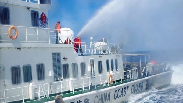 Quoc hoi Trung Quoc im lang ve vu gian khoan hinh anh