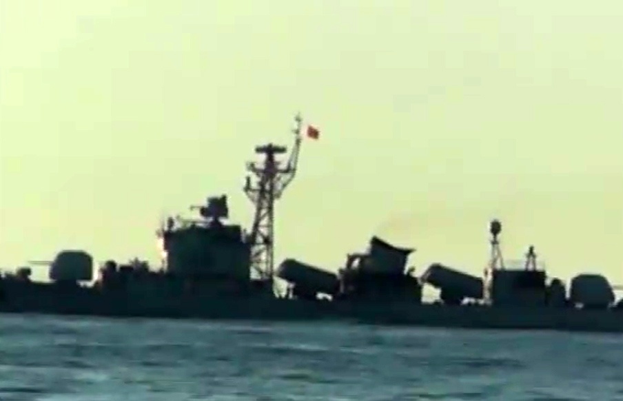 Hinh anh ro net tau chien TQ hien dien quanh gian khoan hinh anh