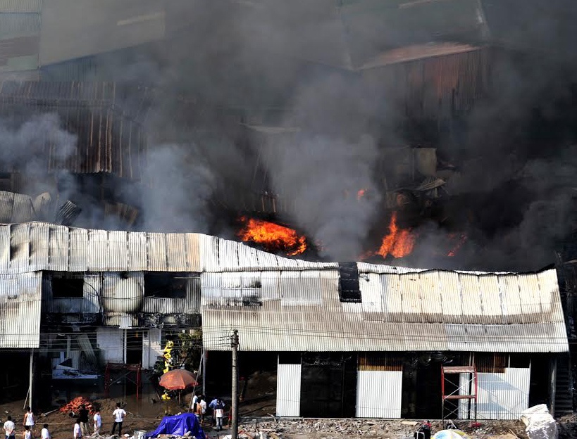 Cuu hoa dung chien thuat con thoi cuu xuong go 2.000 m2 hinh anh