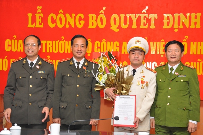 Bo nhiem lanh dao truong dai hoc PCCC hinh anh