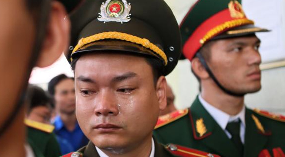 'Da Nang mat di can bo tan tuy, cham lo cho dan' hinh anh