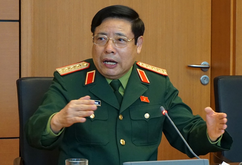 'Khong di voi nuoc lon nay chong nuoc lon khac' hinh anh