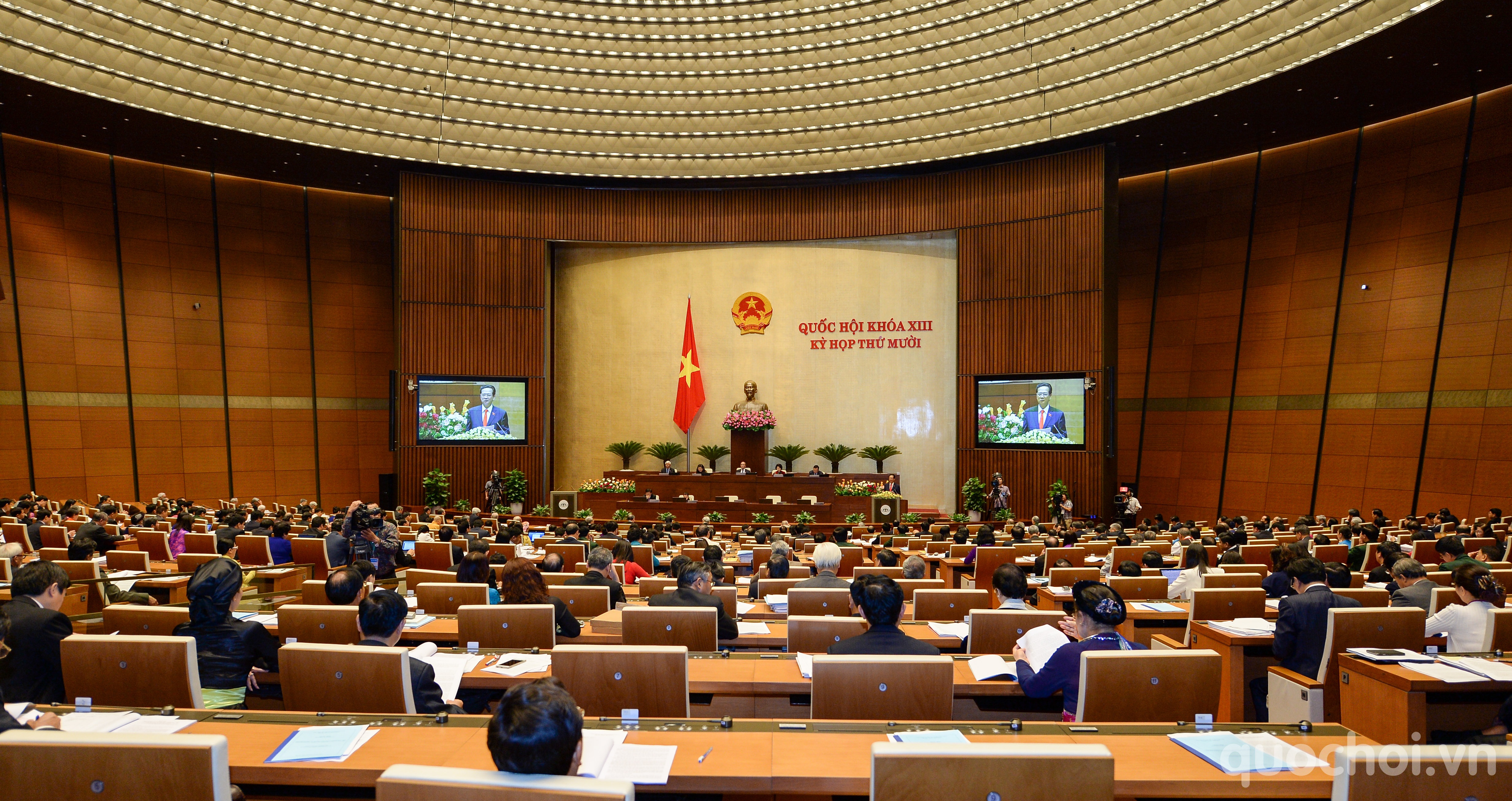 Quoc hoi buoc sang tuan lam viec thu hai hinh anh