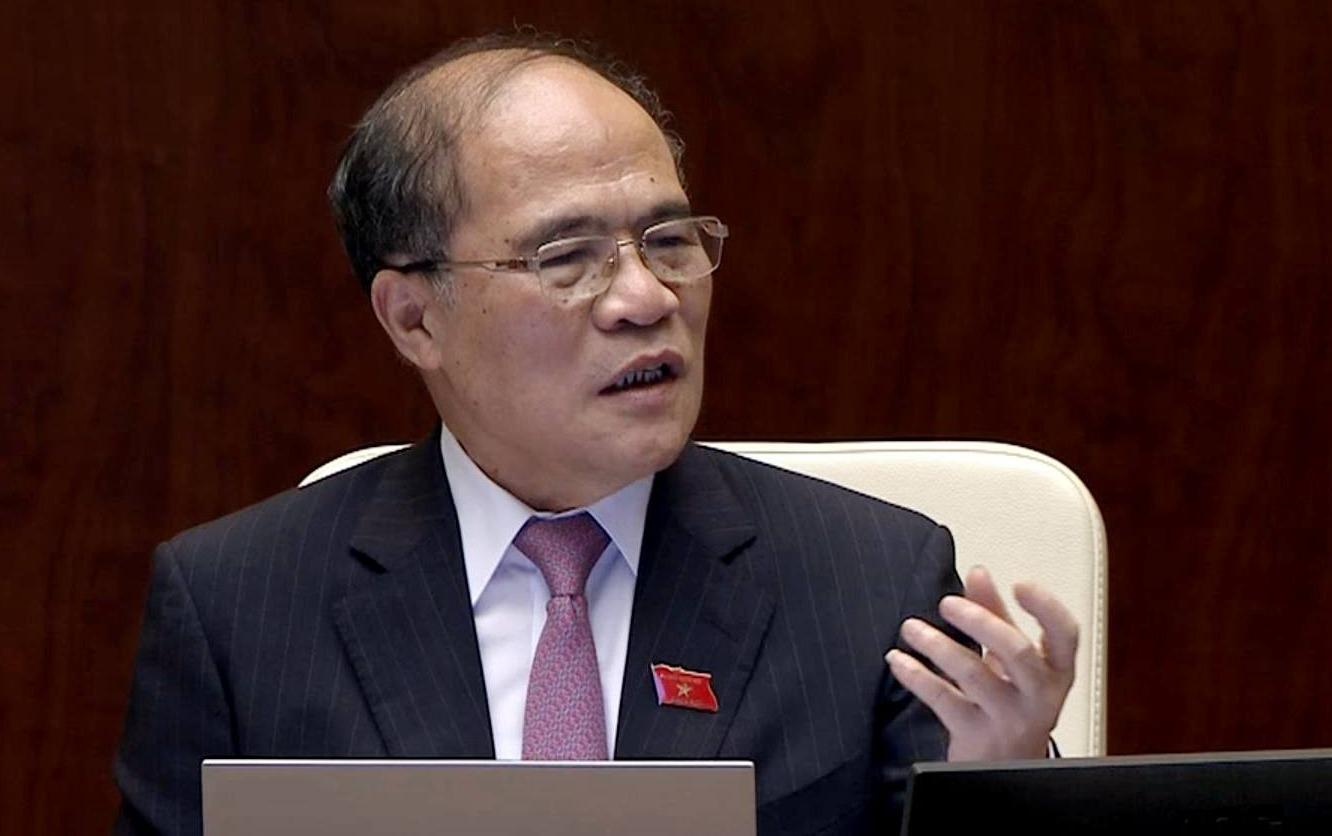 Chu tich Quoc hoi truy van Bo truong Noi vu hinh anh