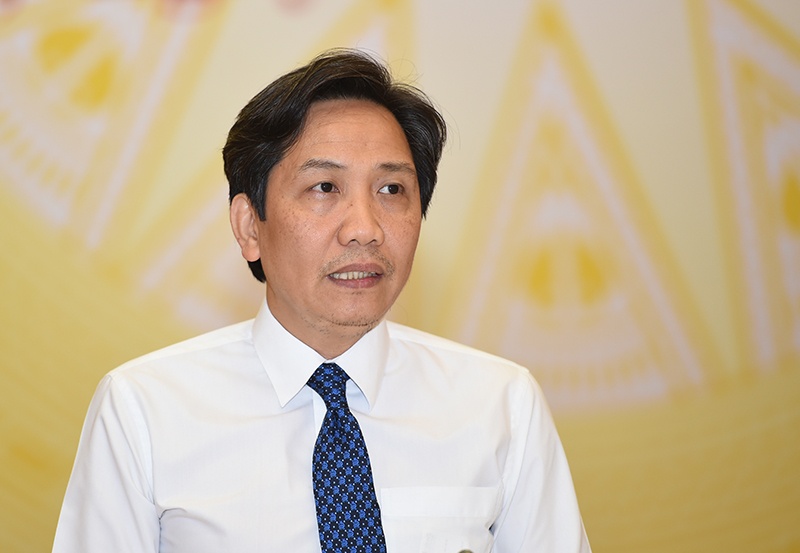 'Khong co cap ham, lam viec voi lanh dao rat buon cuoi' hinh anh