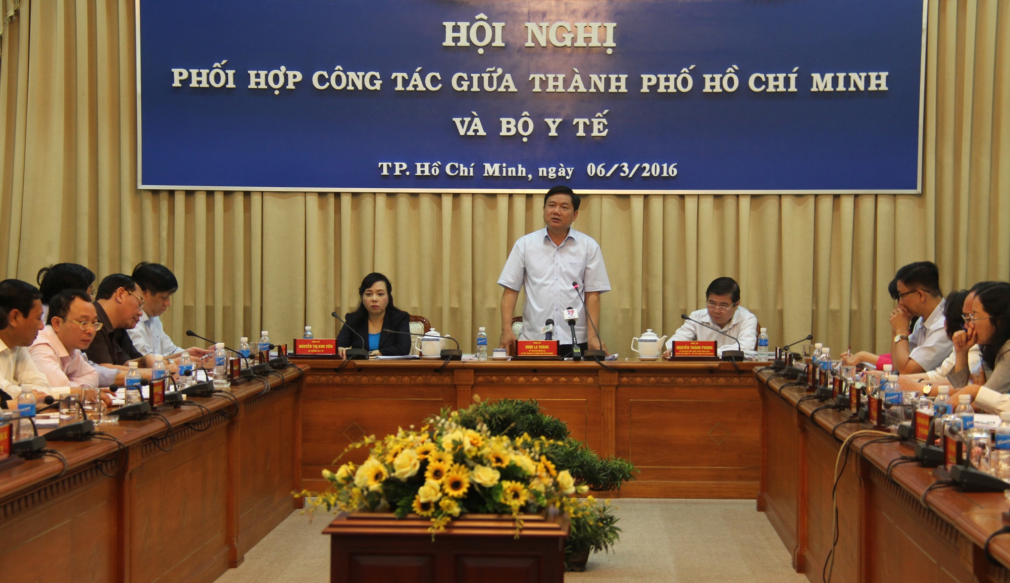 Bi thu Thang,  Bi thu Dinh La Thang anh 1