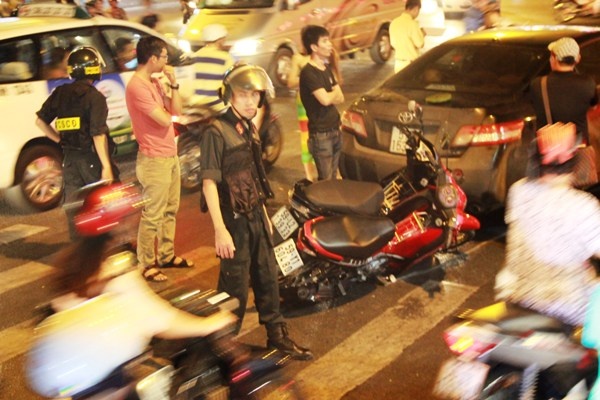 Camry dam lien hoan,  Camry tong lien hoan,  tai nan lien hoan anh 1